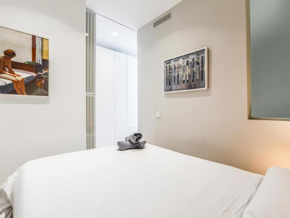 Apartamento Reformado En La Calle Pez Alquiler Temporal Madrid Esterno foto